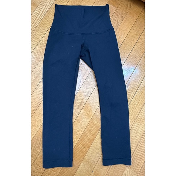 Lululemon Align High Rise Crop Black Size 4 - Picture 2 of 6